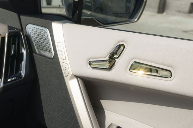 Bmw Ix photo 428