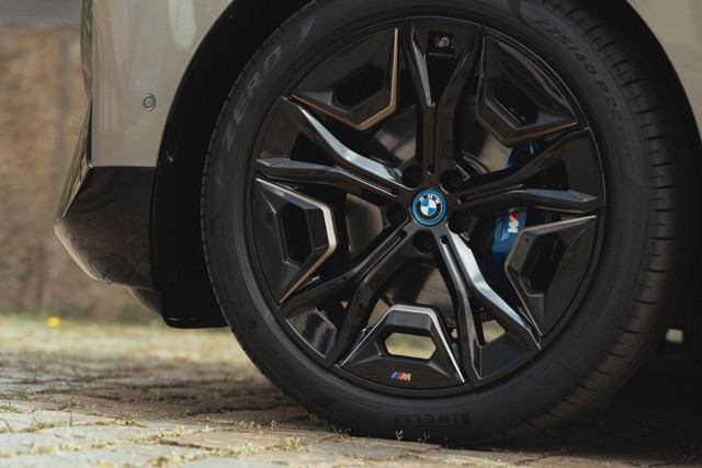 Bmw Ix photo 299