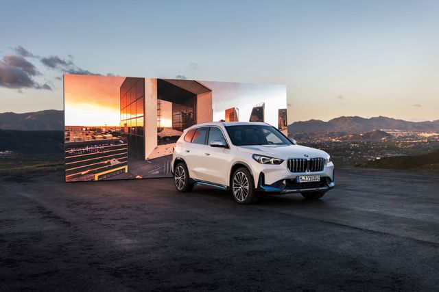 Bmw Ix1 photo 12