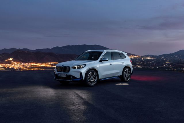 Bmw Ix1 photo 19