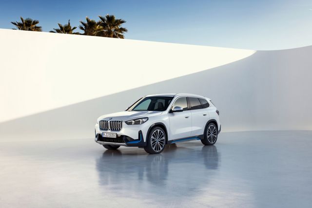 Bmw Ix1 photo 23