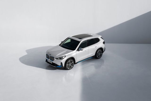 Bmw Ix1 photo 29