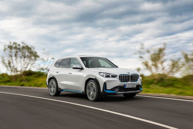 Bmw Ix1 photo 42