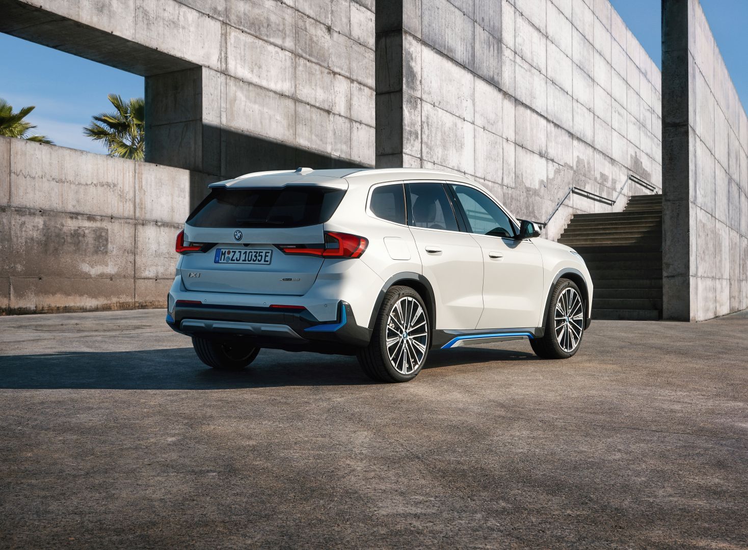 Bmw Ix1 photo 54