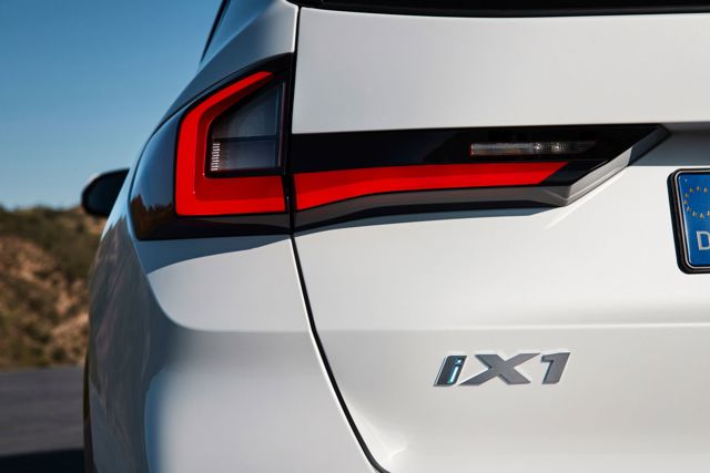 Bmw Ix1 photo 60