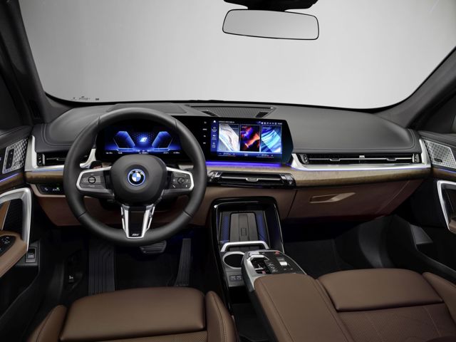 Bmw Ix1 photo 74