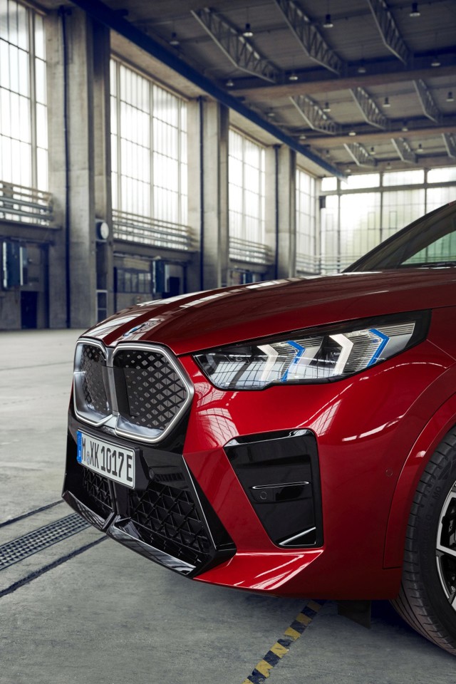 Bmw Ix2 photo 4