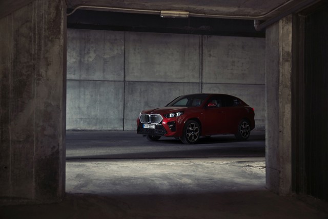 Bmw Ix2 photo 18