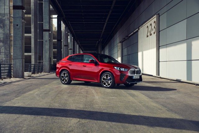 Bmw Ix2 photo 19
