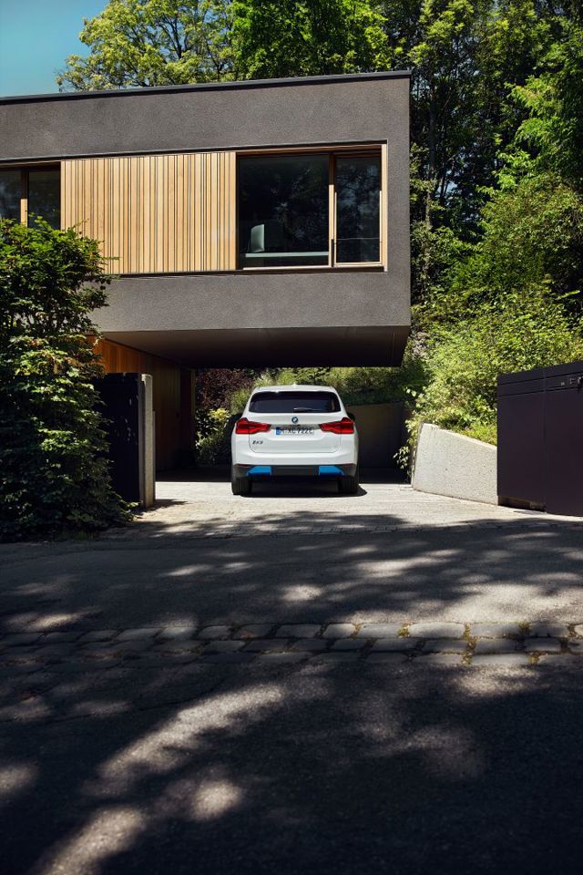 Bmw Ix3 Foto 18