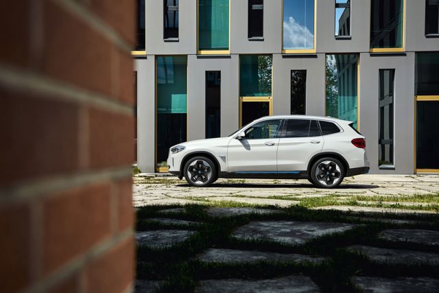 Bmw Ix3 Foto 27