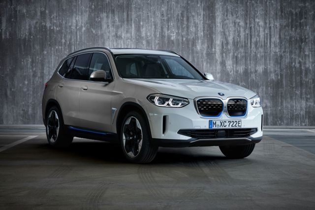 Bmw Ix3 Foto 28