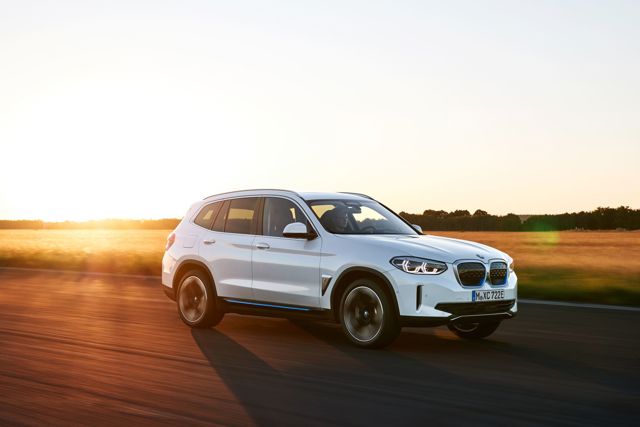 Bmw Ix3 Foto 1