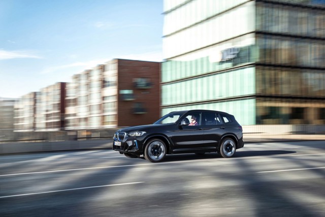 Bmw Ix3 Foto 46