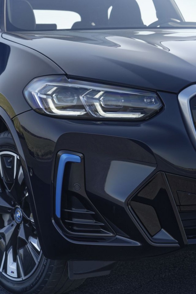 Bmw Ix3 Foto 63