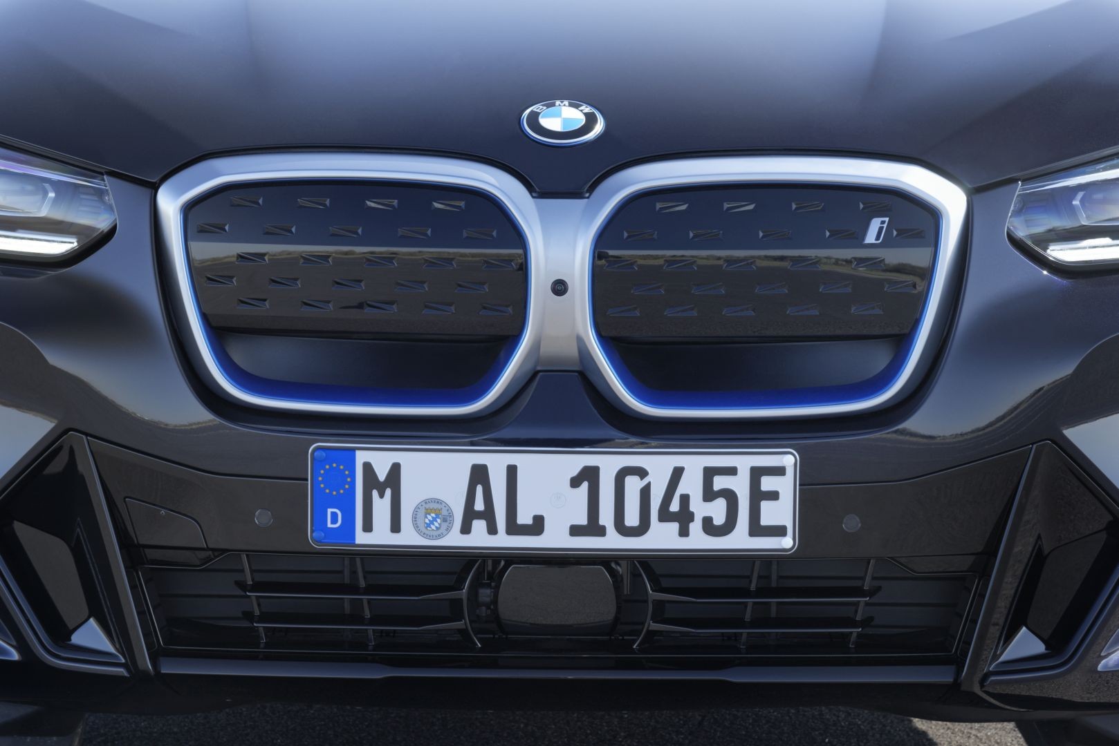 Bmw Ix3 photo 67