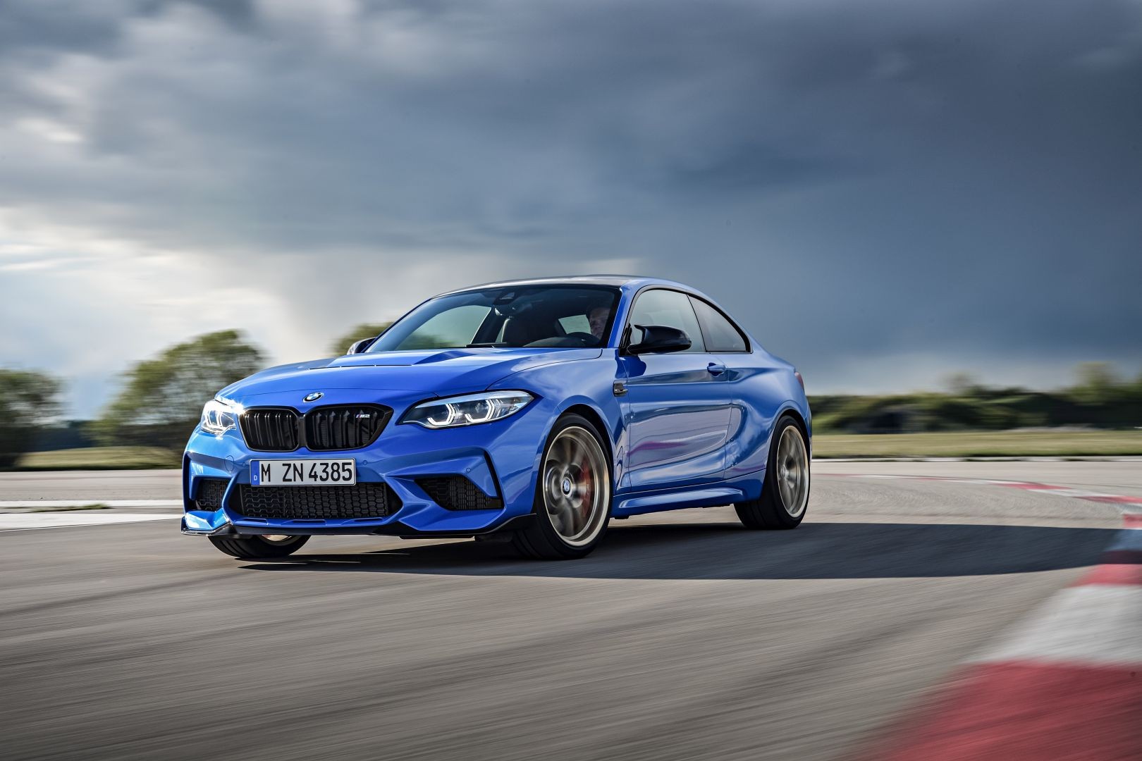Bmw M2 photo 32