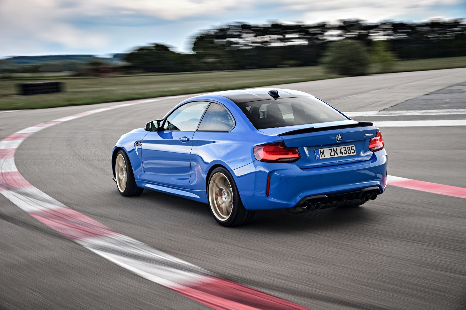 Bmw M2 photo 38