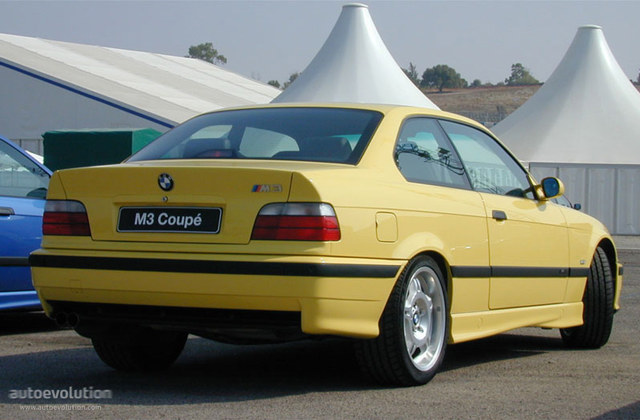 Bmw M3 Coupe foto 4