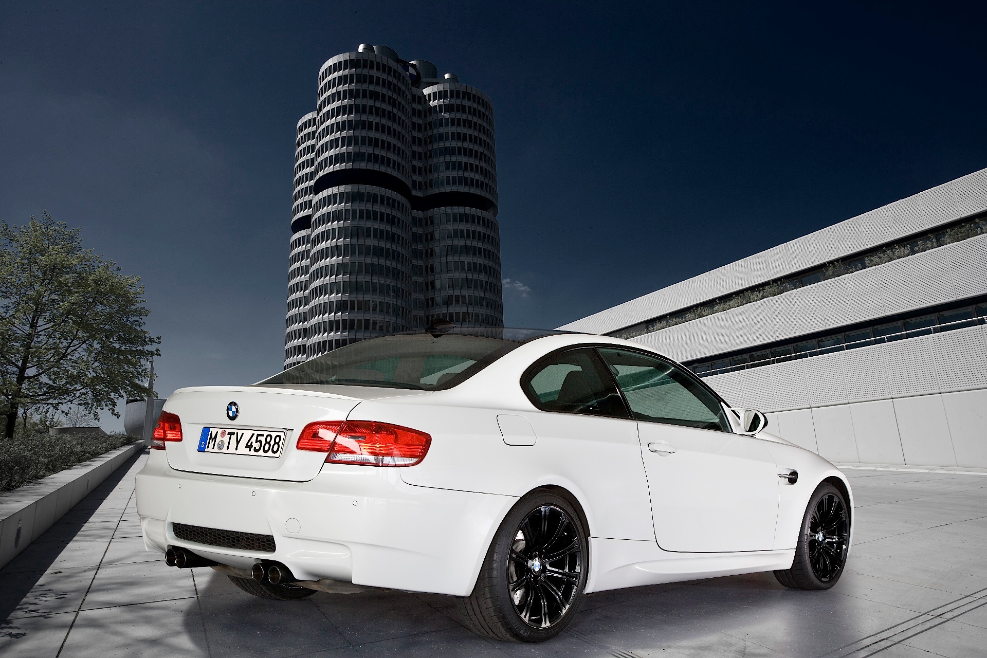 Bmw M3 Sedan photo 27