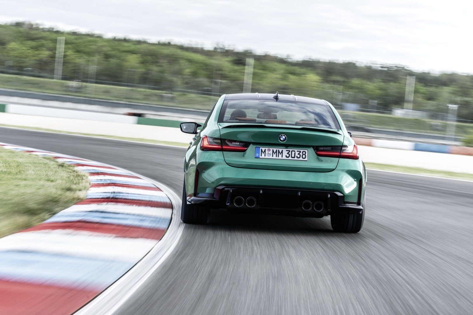 Bmw M3 Sedan photo 32