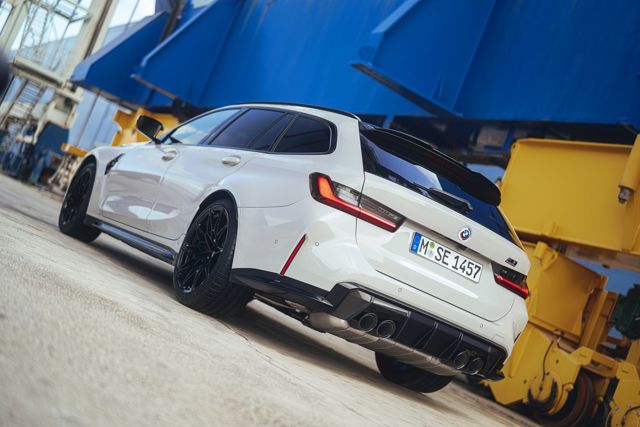 Bmw M3 Touring photo 2