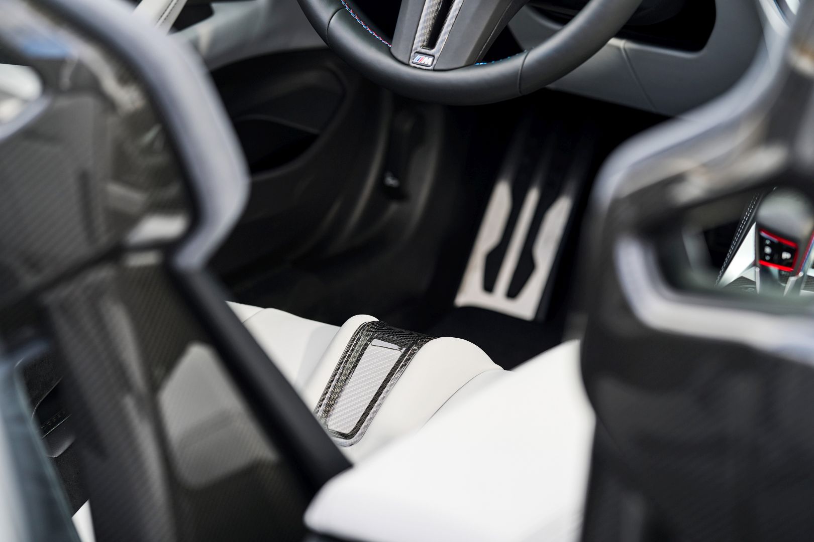 Bmw M4 Convertible photo 98