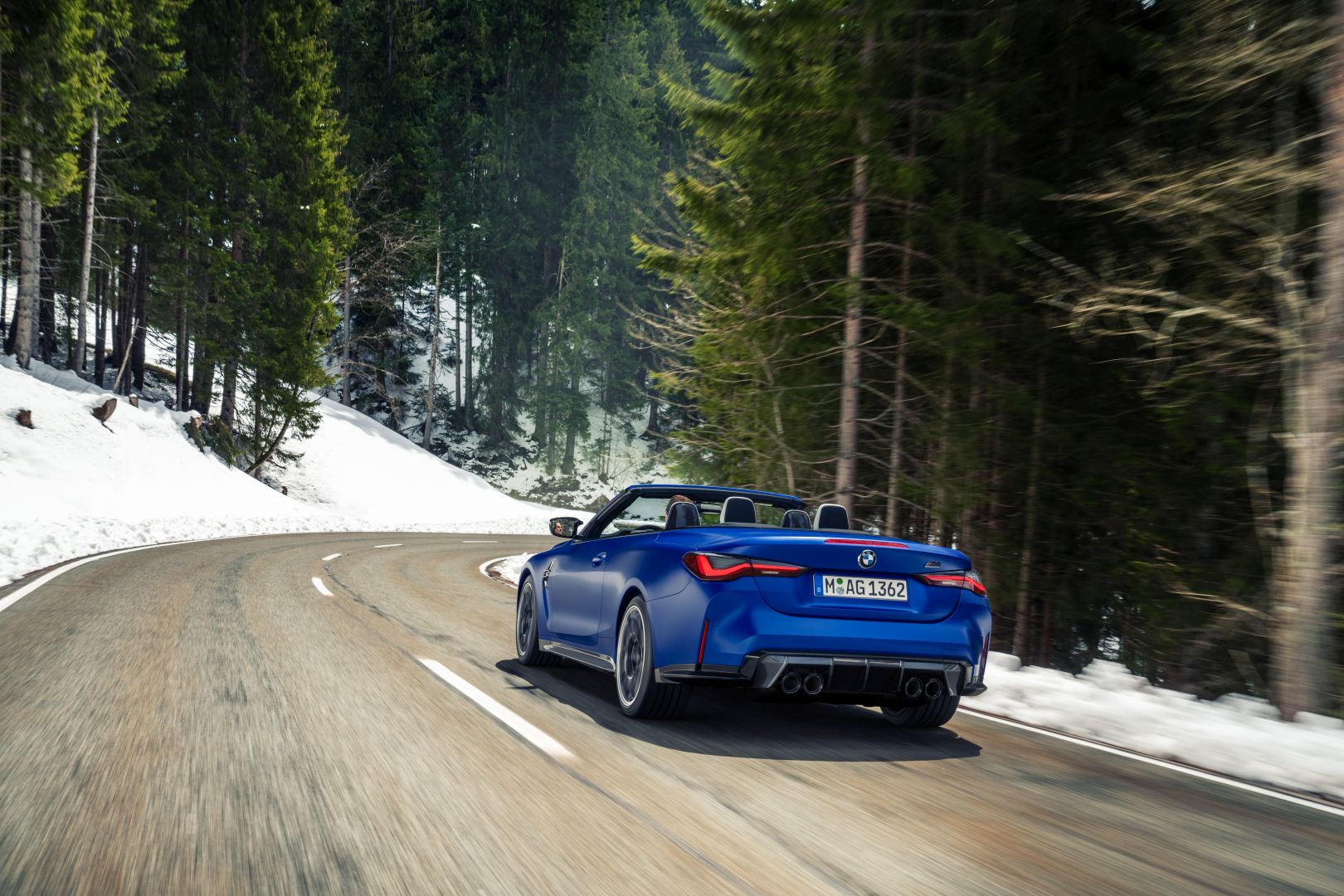 Bmw M4 Convertible photo 22