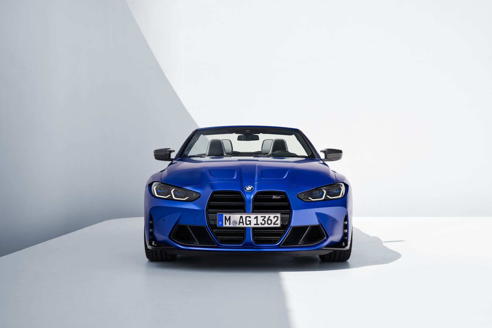 Bmw M4 Convertible photo 68