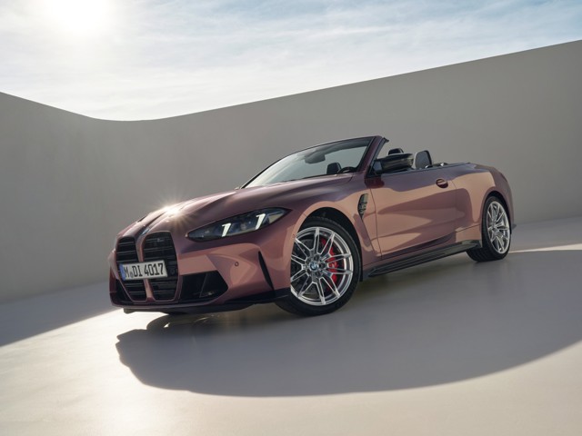 Bmw M4 Convertible photo 11