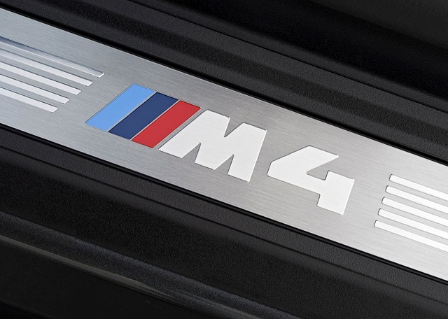 Bmw M4 Convertible foto 66