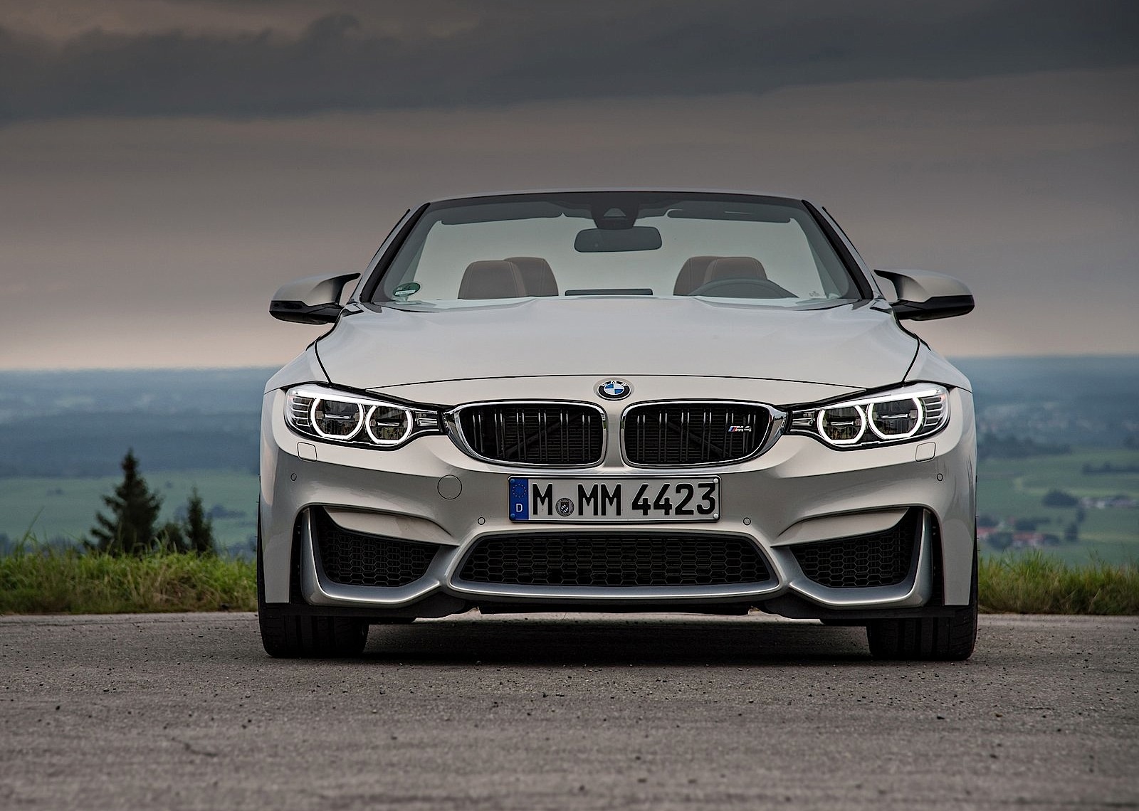 Bmw M4 Convertible photo 45
