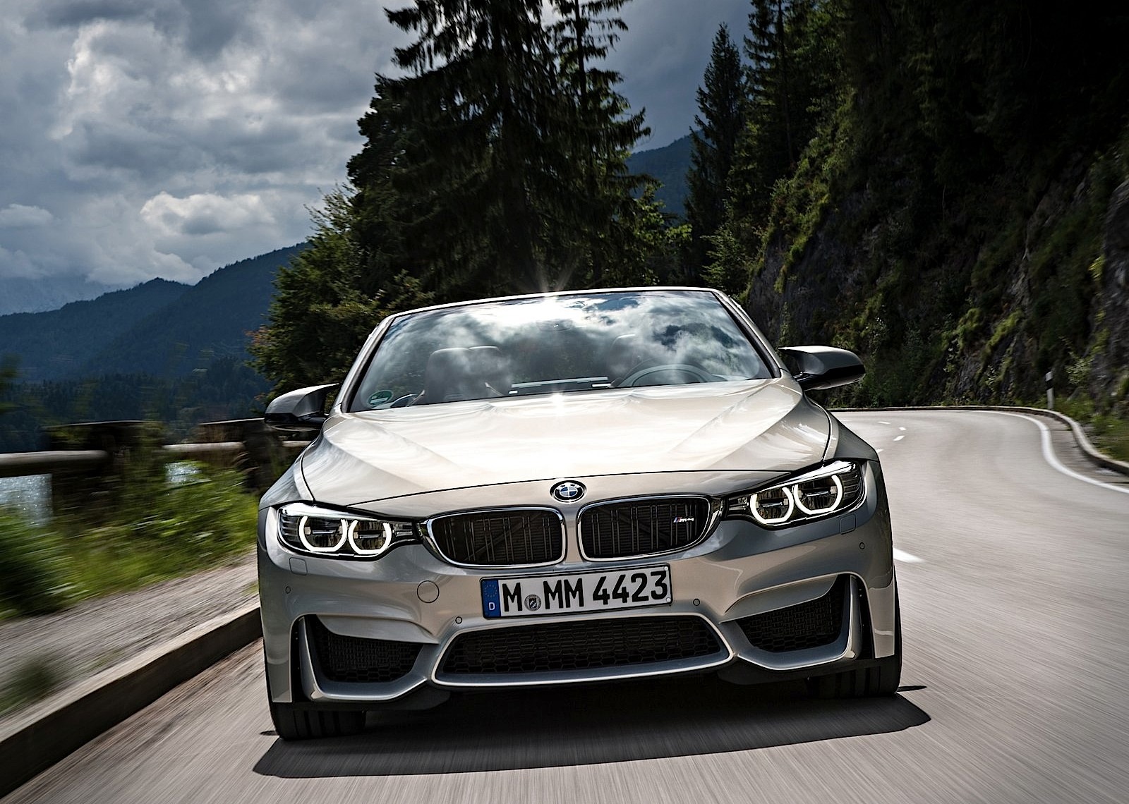 Bmw M4 Convertible photo 46