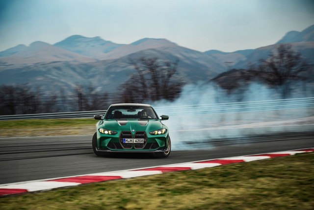 Bmw M4 Cs photo 9