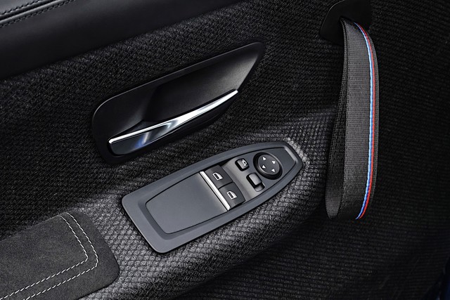 Bmw M4 Cs photo 38