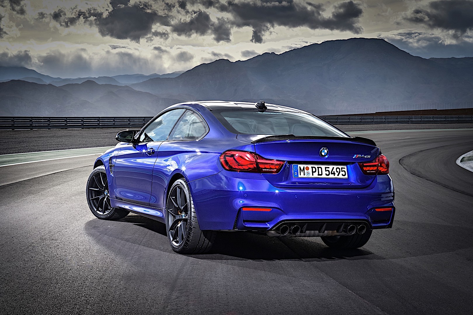 Bmw M4 Cs photo 25