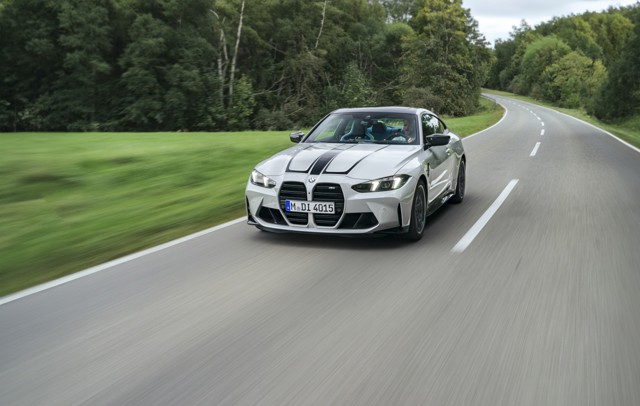 Bmw M4 photo 4