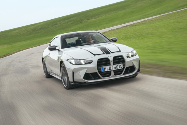 Bmw M4 photo 5