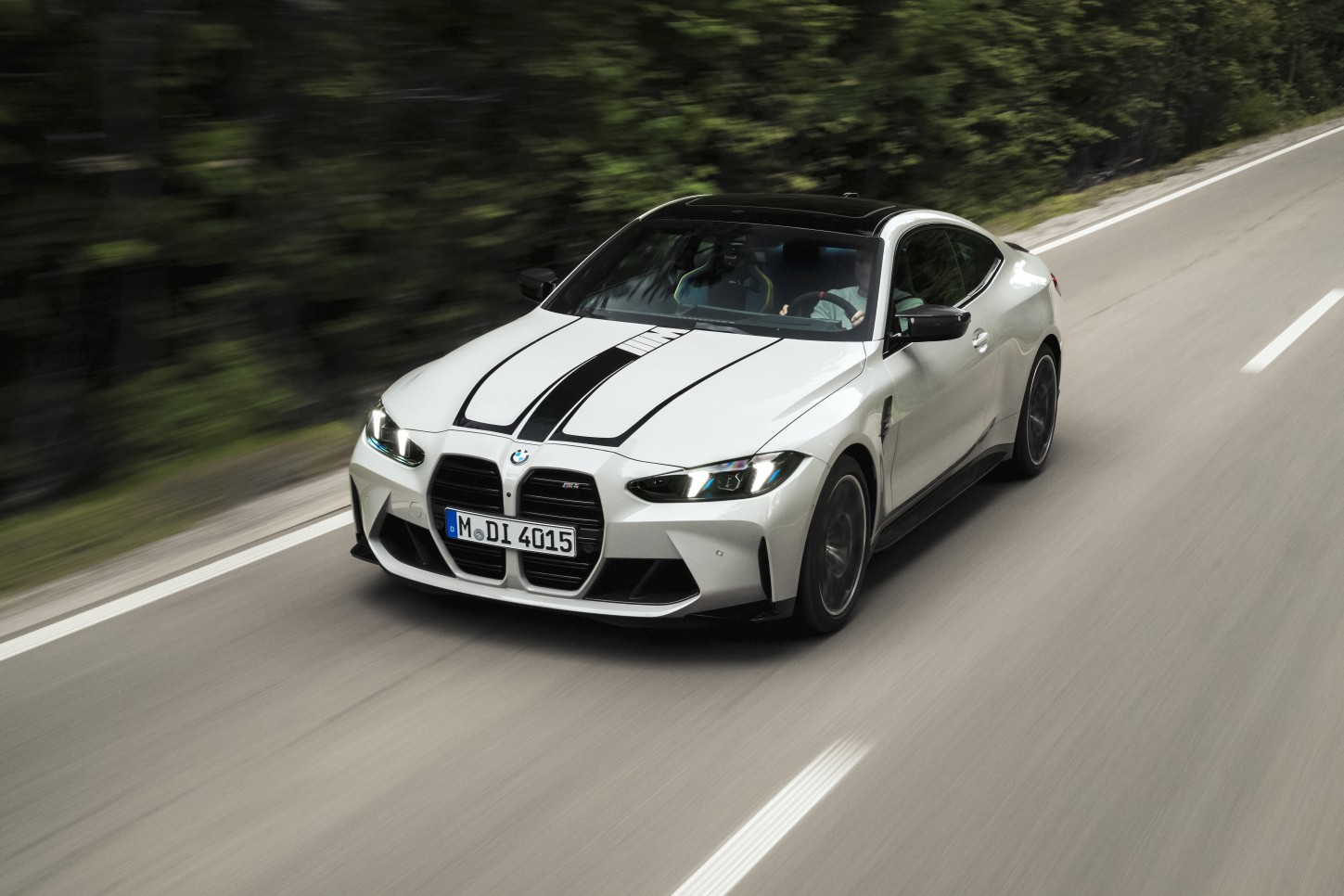 Bmw M4 photo 9