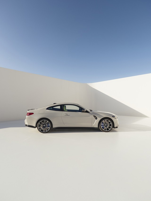 Bmw M4 photo 11