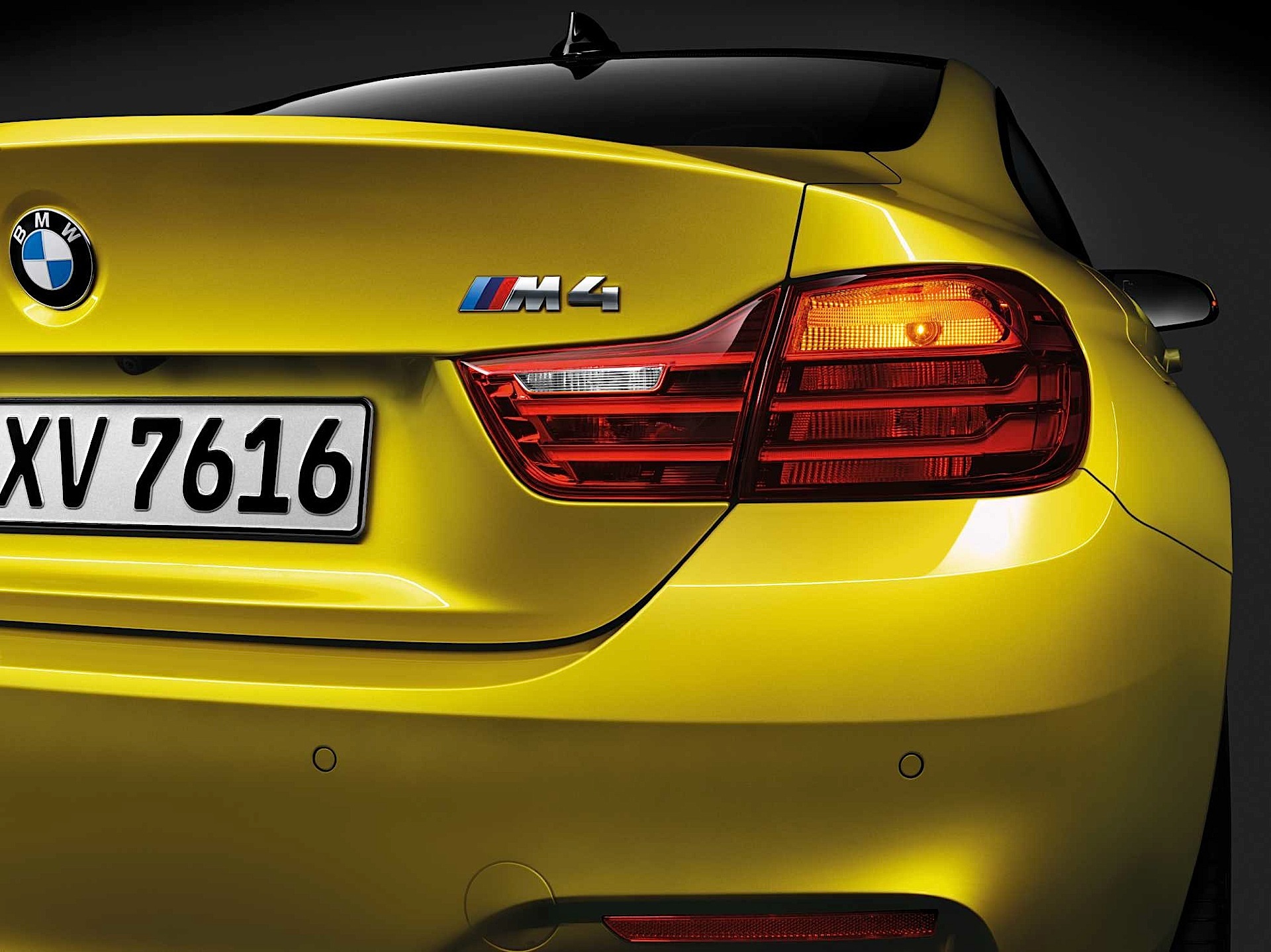Bmw M4 photo 24