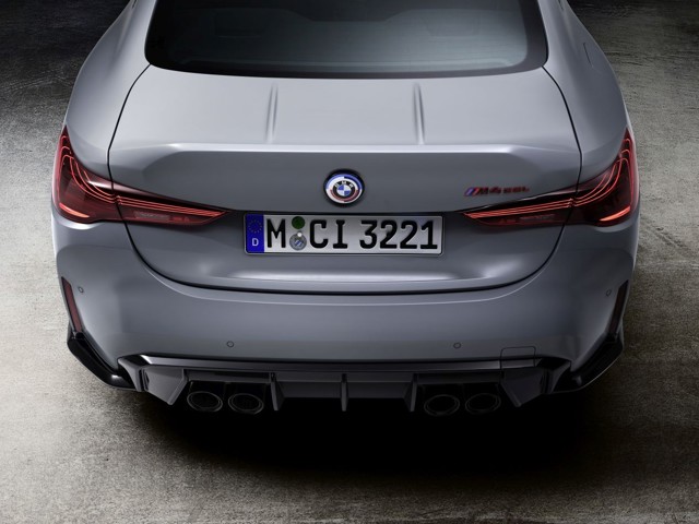 Bmw M4 photo 9