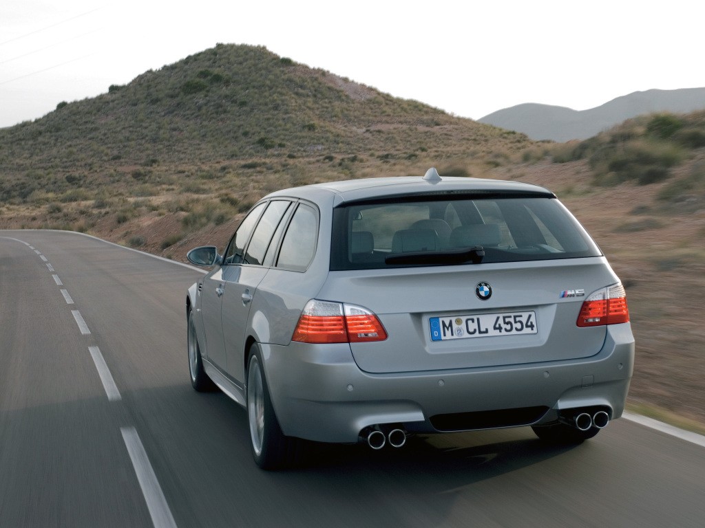 Bmw M5 Touring photo 13
