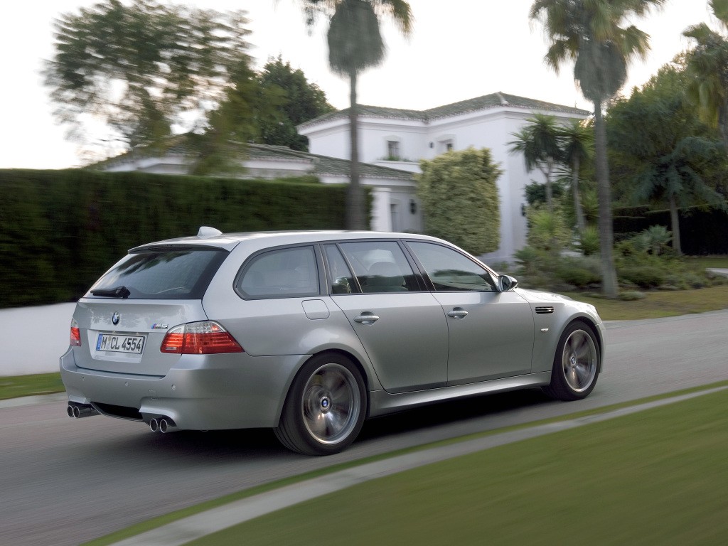 Bmw M5 Touring photo 18