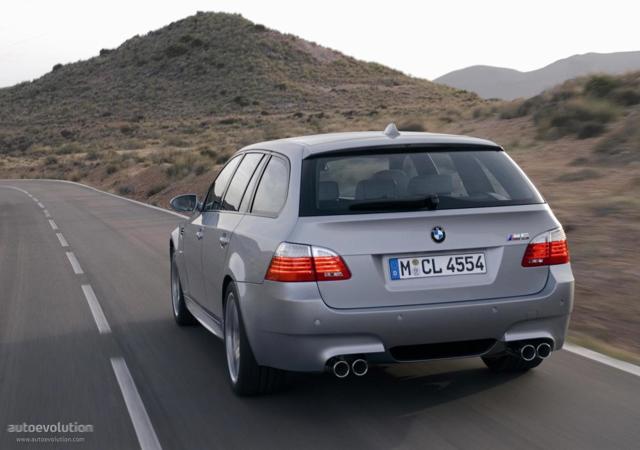 Bmw M5 Touring foto 2