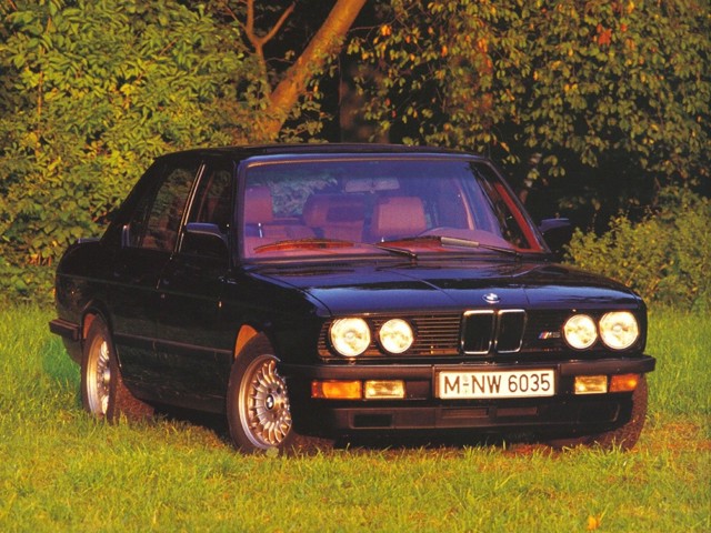 Bmw M5 photo 5