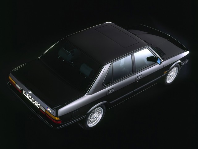 Bmw M5 photo 7