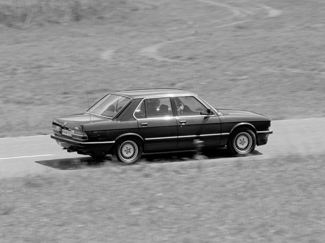 Bmw M5 photo 15