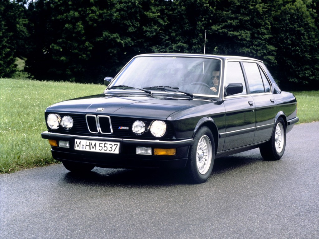 Bmw M5 photo 16