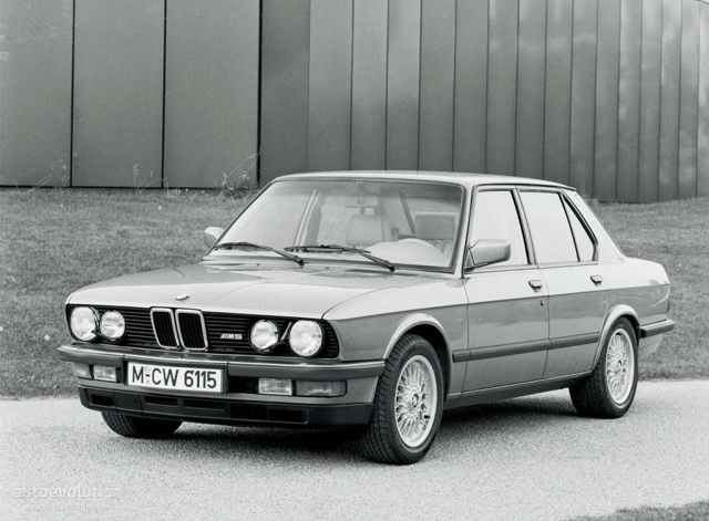 Bmw M5 photo 2